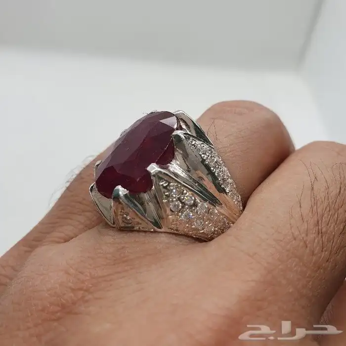 خاتم  ياقوت افريقيا موزمبيق درجة اولي مرصع موسنايتي الماس 3