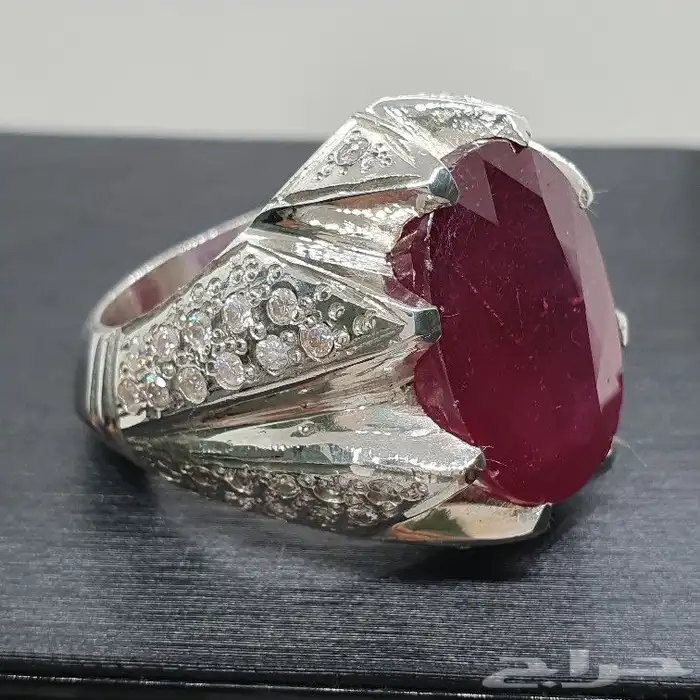 خاتم  ياقوت افريقيا موزمبيق درجة اولي مرصع موسنايتي الماس 2