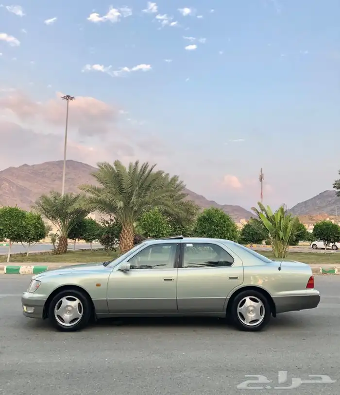 لكزس LS 400 ( مباع ) 16