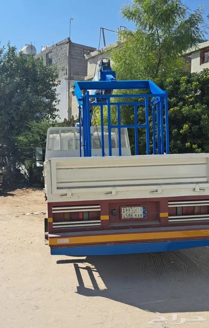 رافعة عمال سلة كرين الاحساء 1