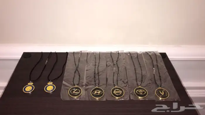 تعليقة يجميع العلامات ويوجد علامات نادي النصر 7