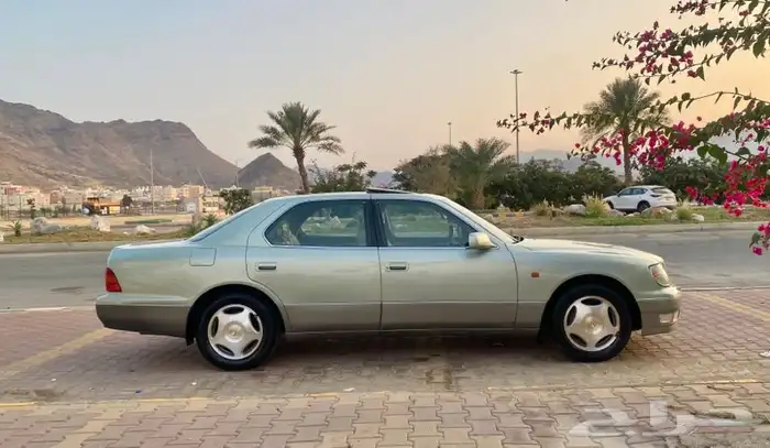 لكزس LS 400 ( مباع ) 7