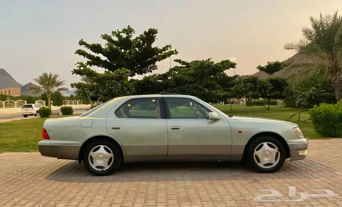 لكزس LS 400 ( مباع ) 40