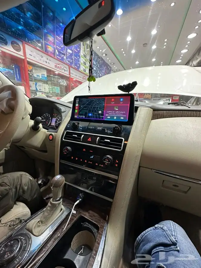 شاشه نيسان باترول شكل 2023 بدون تجريح 3