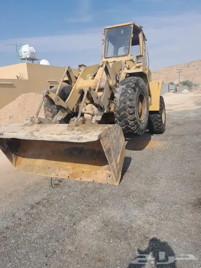 شيول كتربلر 930. موديل82. امريكى 9