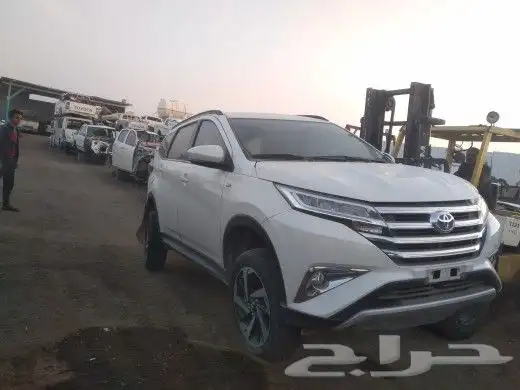 تويوتا راش مصدوم 2023قطع غيار 1