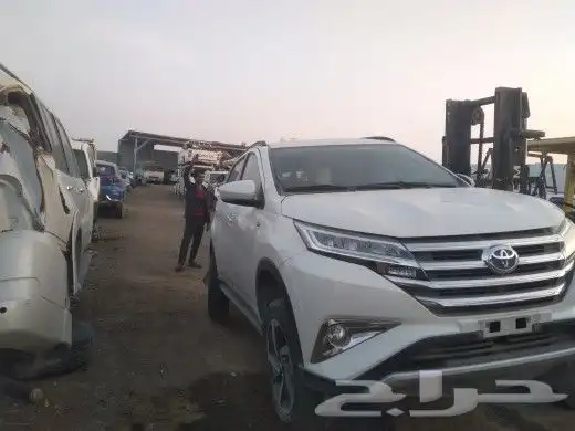 تويوتا راش مصدوم 2023قطع غيار 3