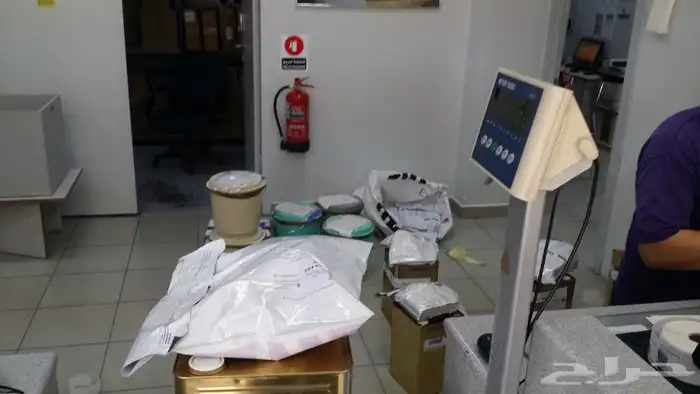 زيت زيتون فلسطيني معصور على البارد وجديد الموسم 18