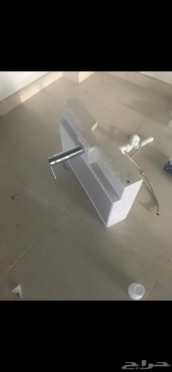 حوض و خزانة كاملة فوق وتحت بدون الخلاط من ايكيا للبيع 5