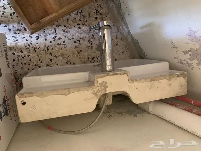 حوض و خزانة كاملة فوق وتحت بدون الخلاط من ايكيا للبيع 4