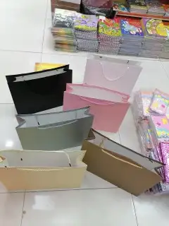 طباعه ليبل قماش تاق جلد كروت شكر شرايط ورق تغليف بوكس عبايه 0