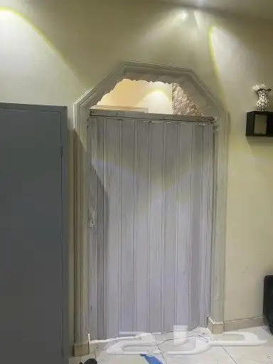 تركيب باب خشب . تركيب باب جلد . تركيب باب بلاستيك 0