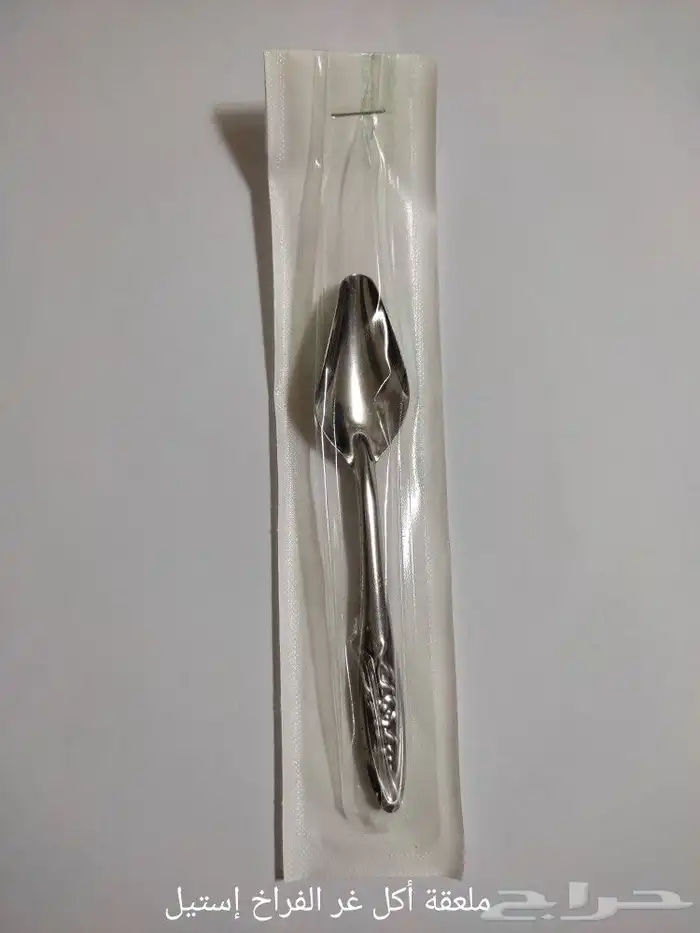 إبرة غر وملاعق لفراخ الطيور الصغيرة 1