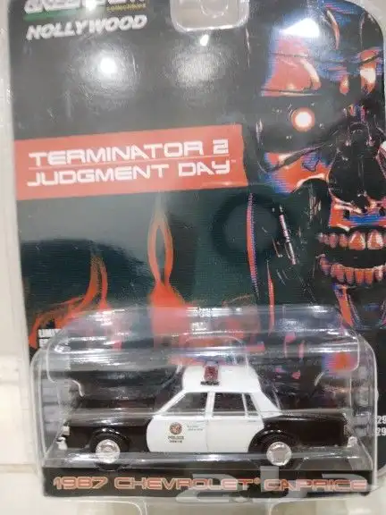 مجسمات سيارات صغيرة 1