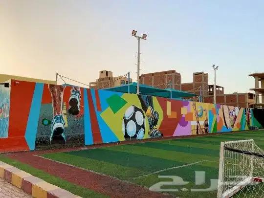 رسام محترف جرافيتي و نحات رسم بارز علي الجدران كافية مغاسل س 4