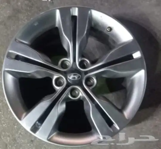 جنوط فولستر موديل2015 مقاس18 اصلي وكالة 1