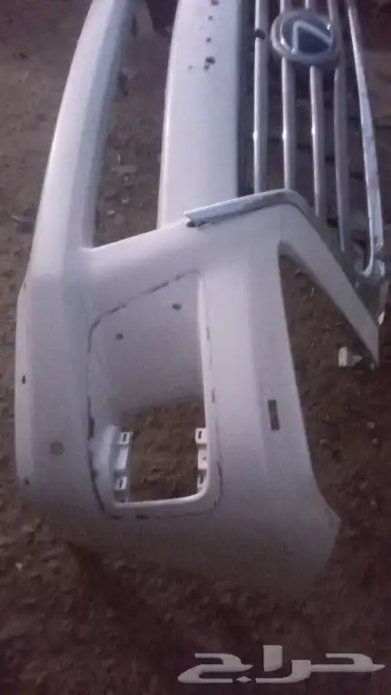 صدام صالون لكزس2015 و 2020 مع شبك وكشاف صدام 23