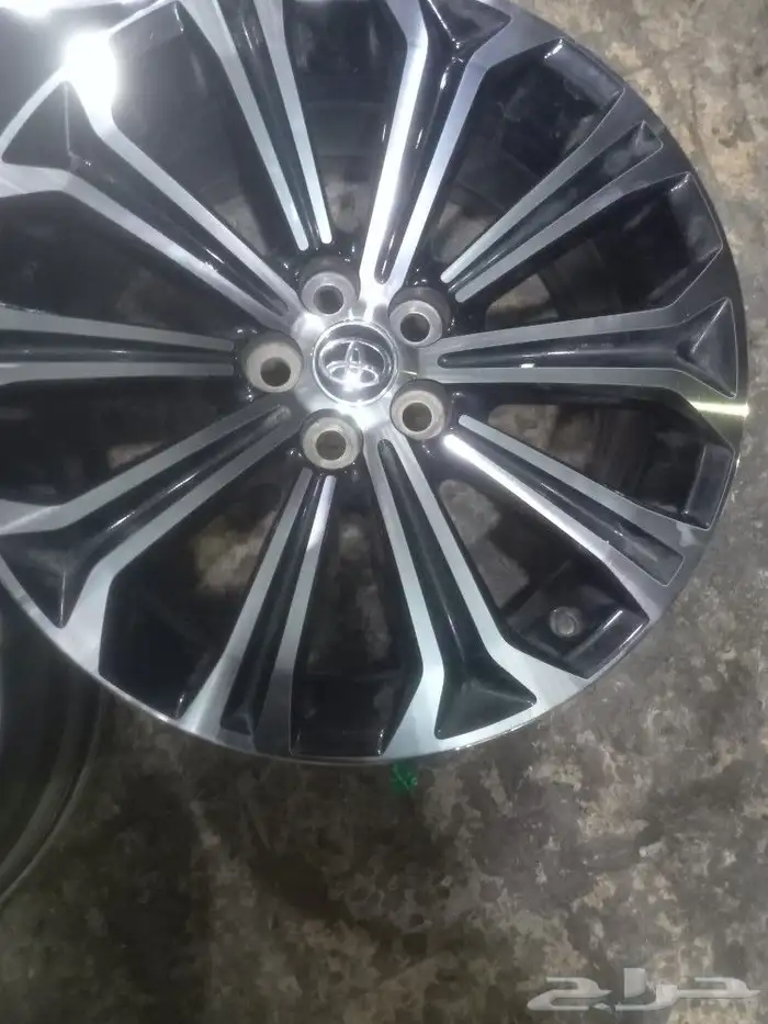 جنوط كورولا موديل 2020 مقاس17 اصلي وكاله 2