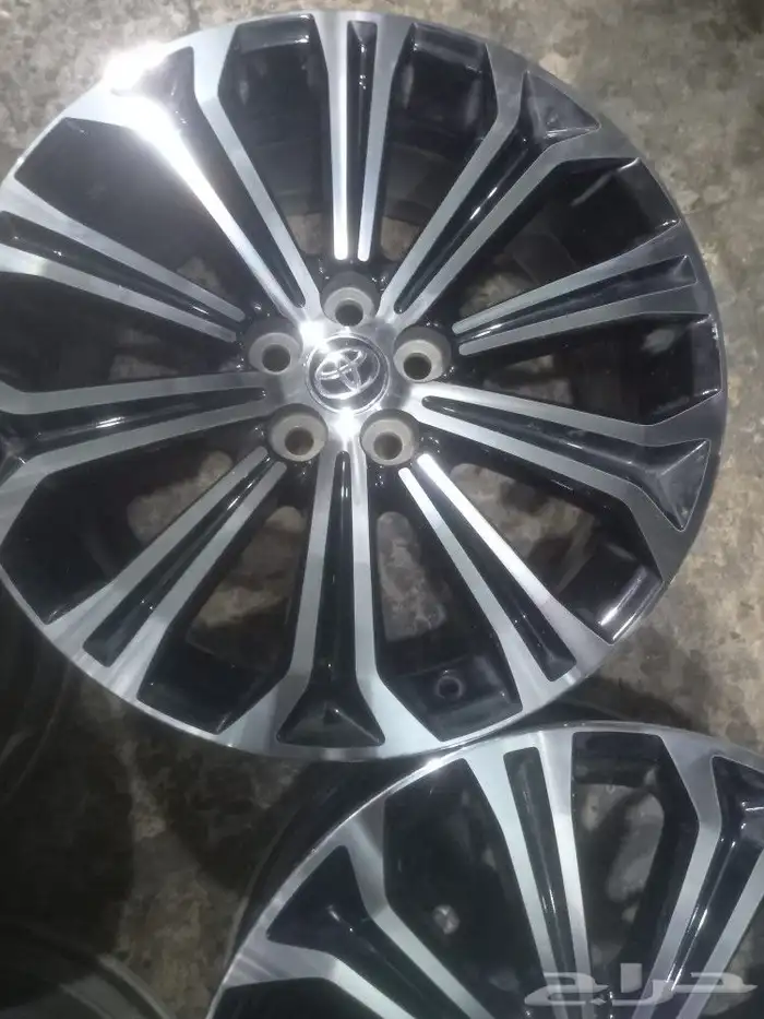 جنوط كورولا موديل 2020 مقاس17 اصلي وكاله 3