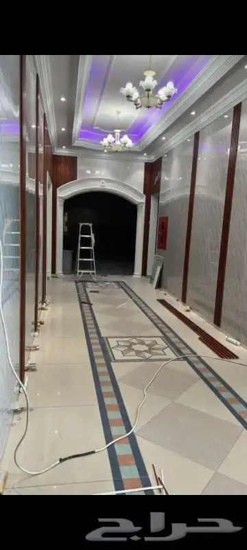 ديكورات شاشه بديل خشب بديل رخام عشب صناعي مرايا وجميع الاصب 2