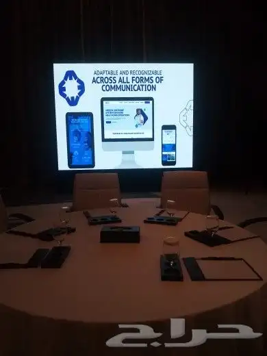 ايجار شاشات عرض كبيره وبلمتر 8