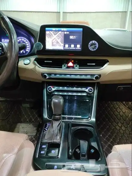 للبيع ازيرا 2018 ديزل 14