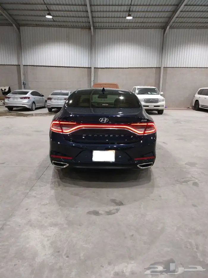 للبيع ازيرا 2018 ديزل 18