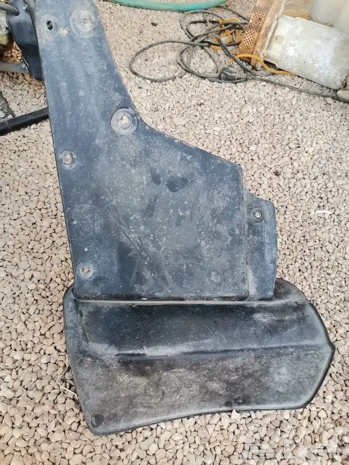 نسافات جيب تويوتا لاندكروزر 2007 4