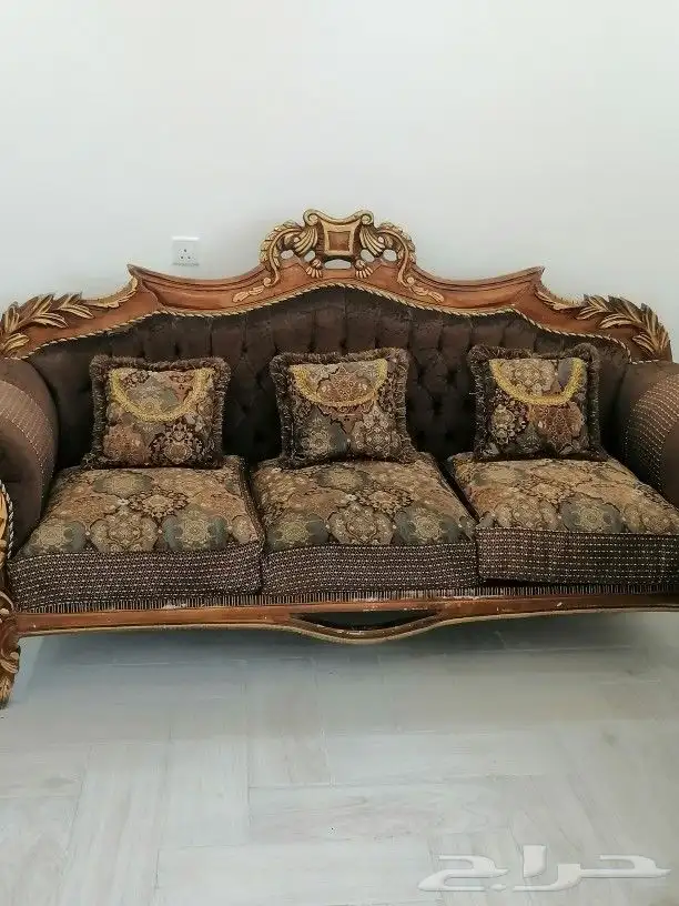 للبيع كنب 4