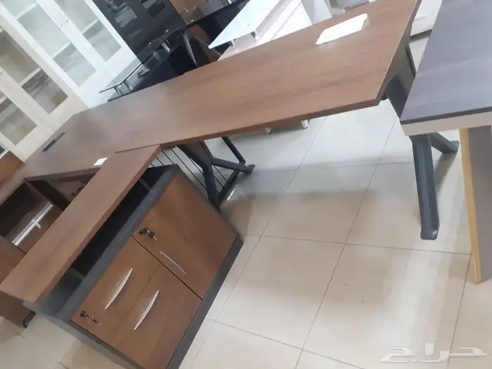 طاولات مكتبة عروض 15