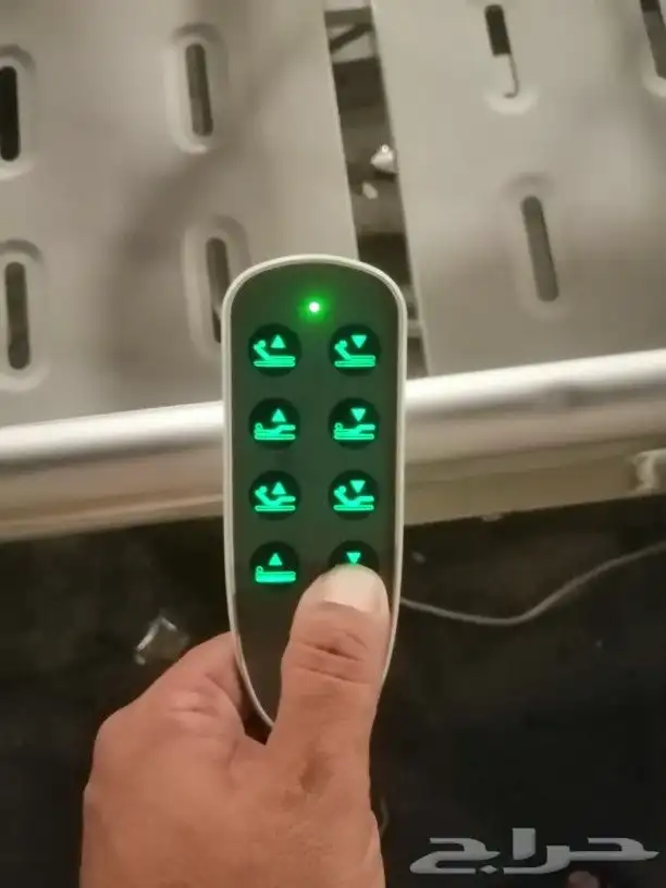 سرير طبي كهربائي شبه جديد 3