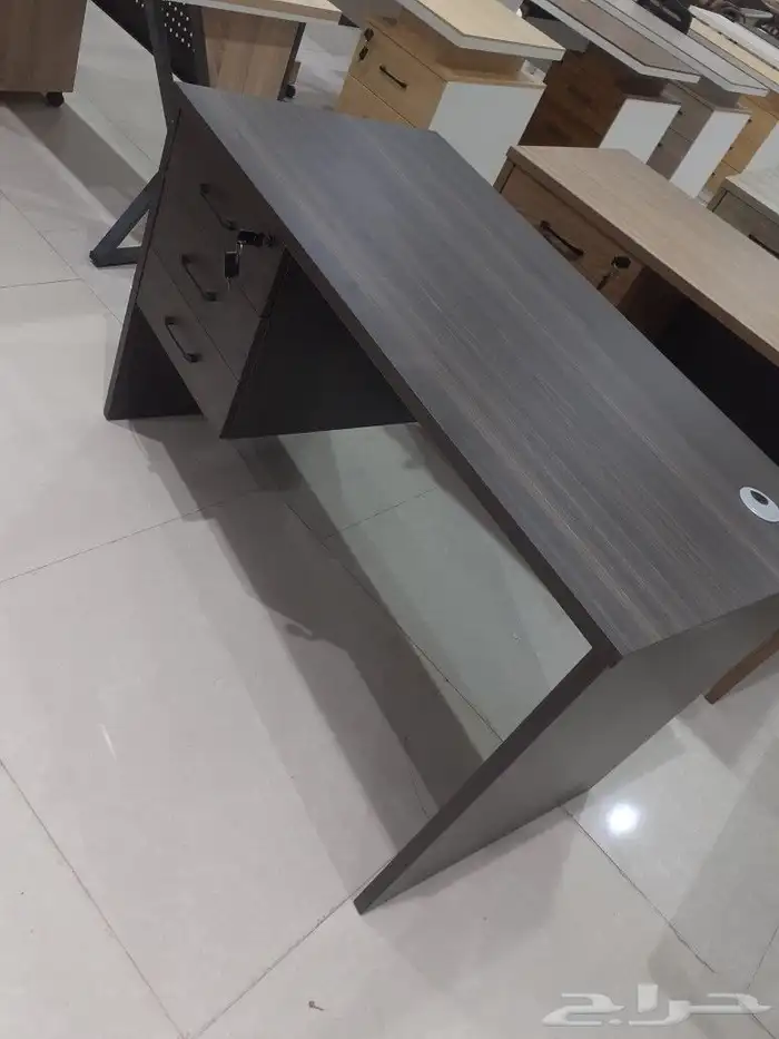 طاولات مكتبة عروض 4