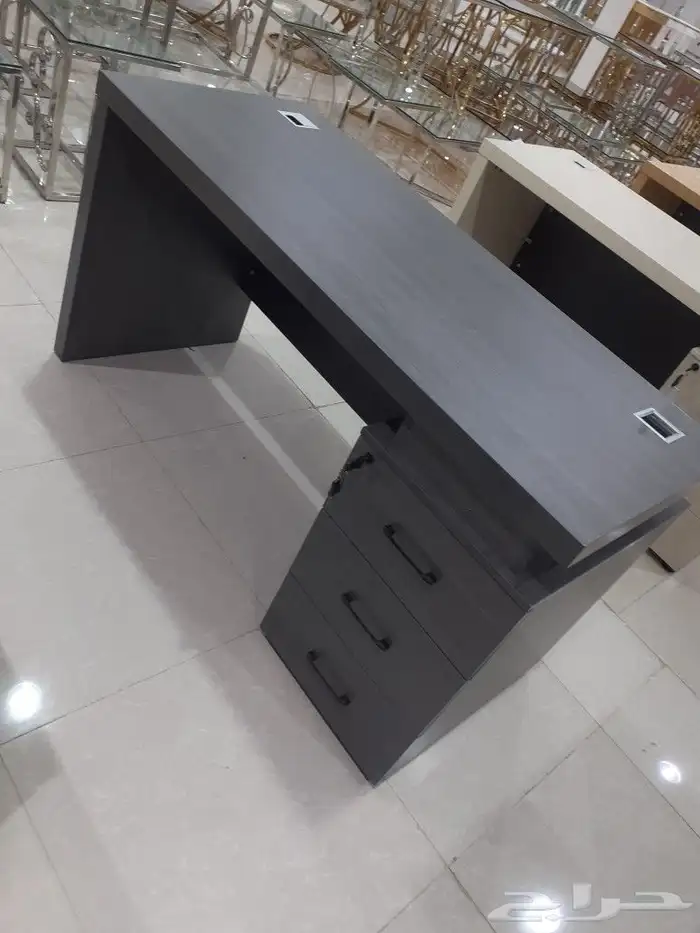 طاولات مكتبة عروض 0