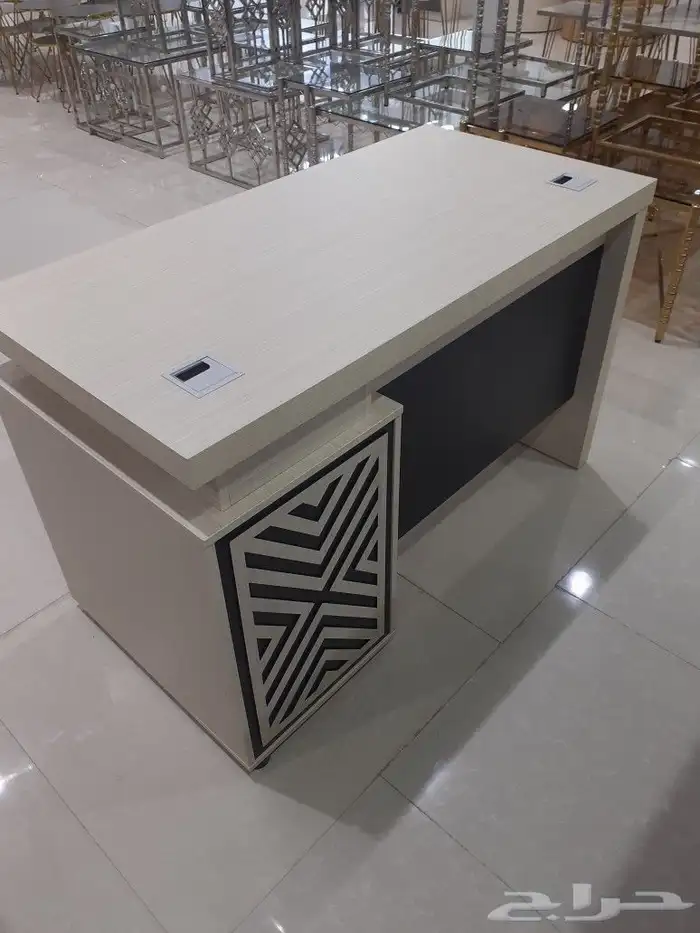 طاولات مكتبة عروض 2