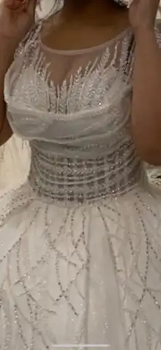فستان زفاف جديد للبيع 3