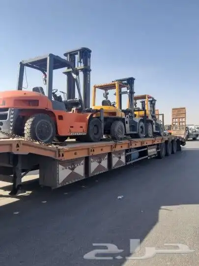 لتأجير الرافعات الشوكية والكرينات والسيزر لفت 3