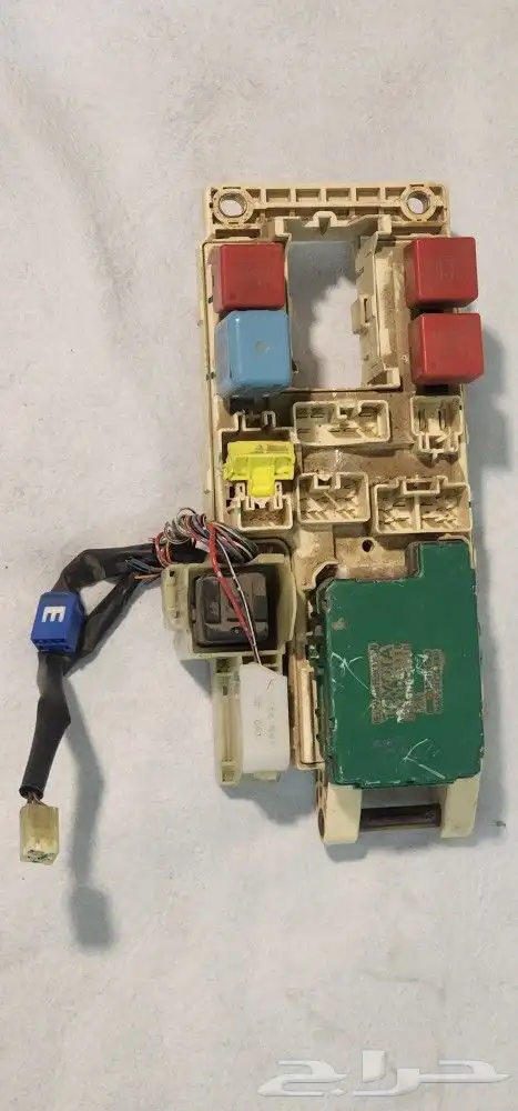 قطع لكزس LS 400 من موديل 91 لين 94 19