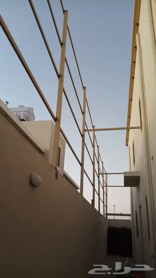مظلات وسواتر وجلسات وجميع أعمال الحداده 24