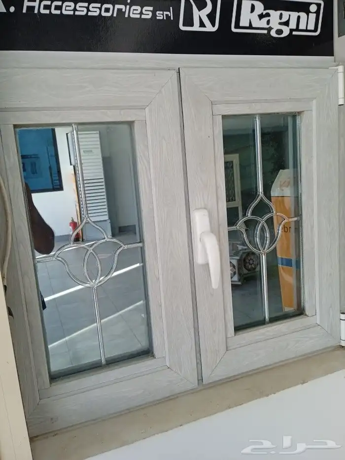 نوافذ وأبواب الالمنيوم وشتر 11
