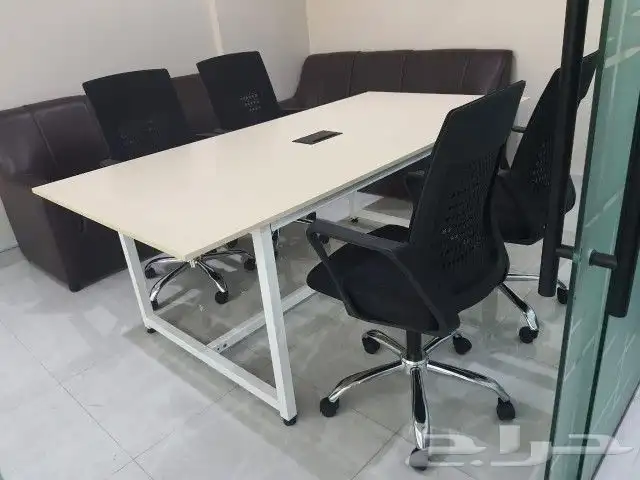 طاولات اجتماع ودواليب ملفات 1