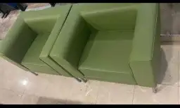 تفصيل جاهز كنبات جلد للمكاتب وفنادق وكوفي شوب و كراسي طعام 4