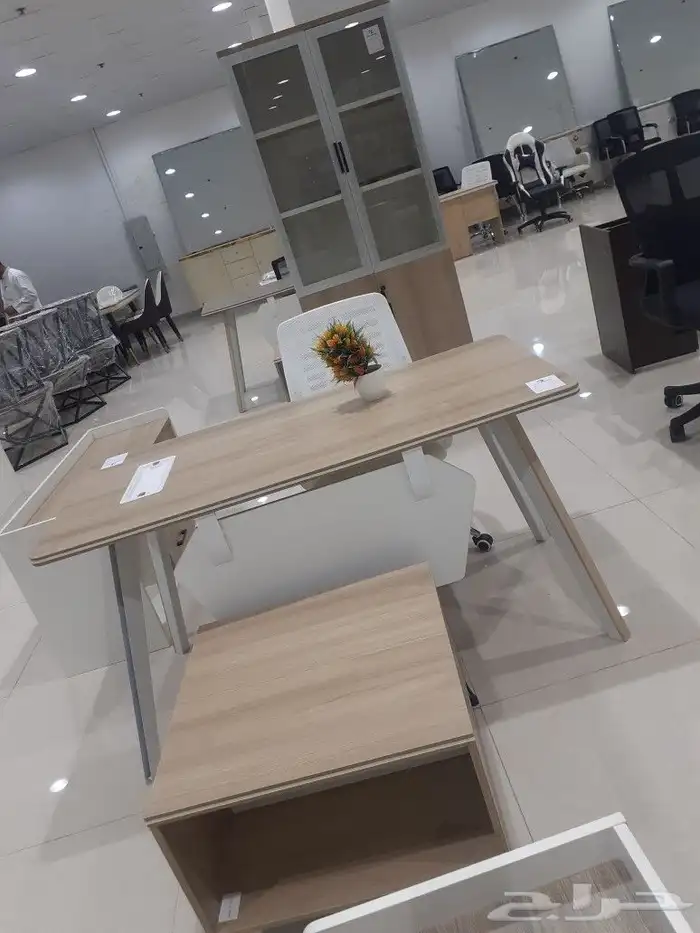 طاولات مكتبي منزلي 3