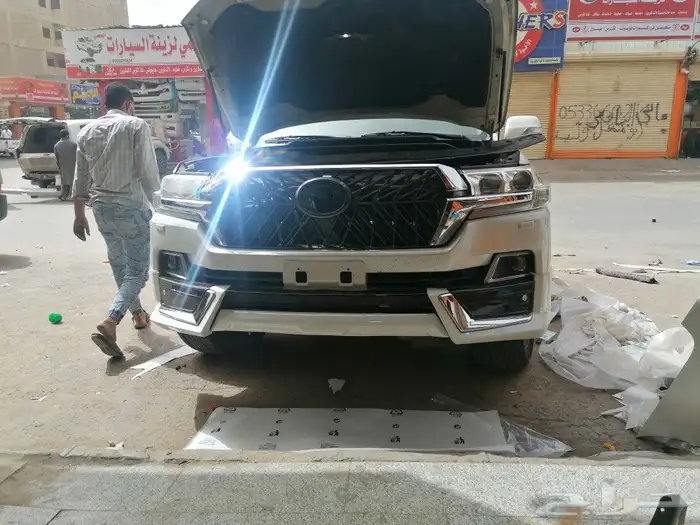 يوجد لدينا إكسسوارات جيب لاندكروزر من 2008الى 2023 5