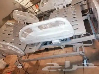 سرير طبي.. 9