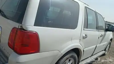 قطع غيار لنكولن نافيجتور 2006 9