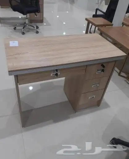 طاولات مكتبة عروض 3