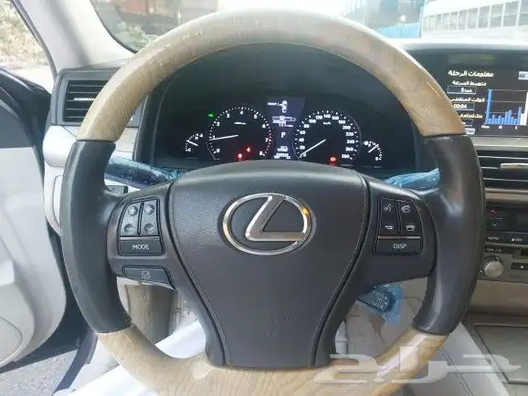 لكزس 460 LS قمة في النظافة تم البيع تم البيع 24