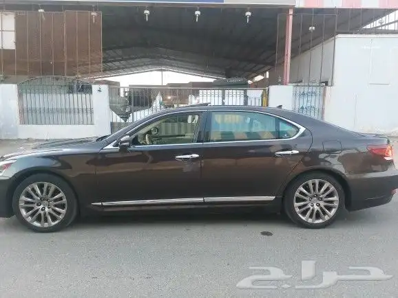 لكزس 460 LS قمة في النظافة تم البيع تم البيع 4