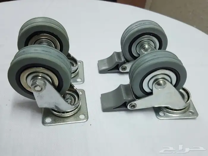 افياش قديمة إيطاليا وانجليزية وغيرها 5