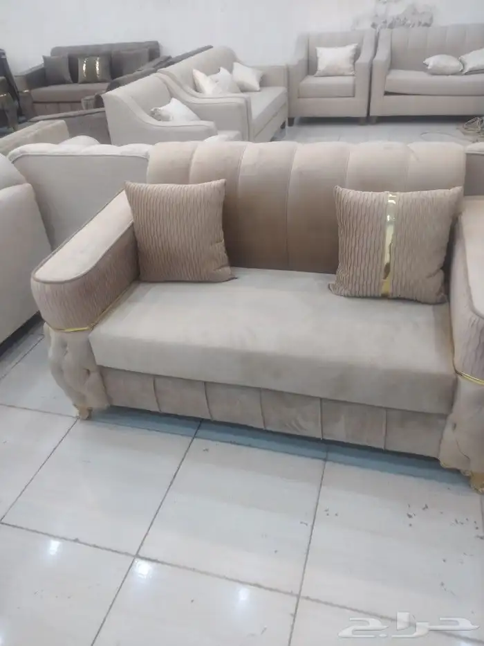 كنبات جاهز وتغير لون قماش نفس السعر1800مع التوصيل في جدة 6